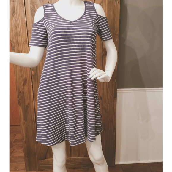 Summer dress | Size L - Picture 1 of 6